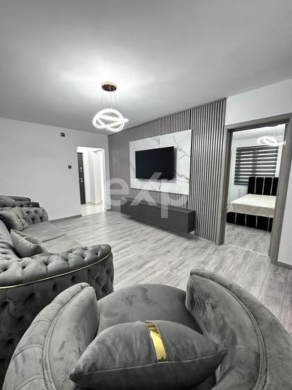 Apartament de vânzare – 3 camere , Micro 8 ,et 1 - 1