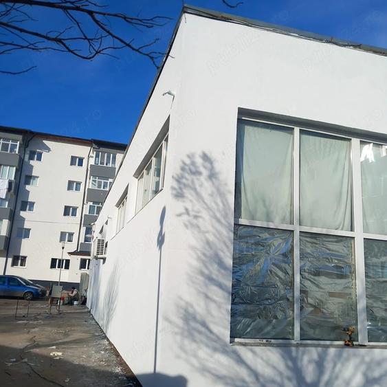 Spațiu comercial, de 390 mp, în Central