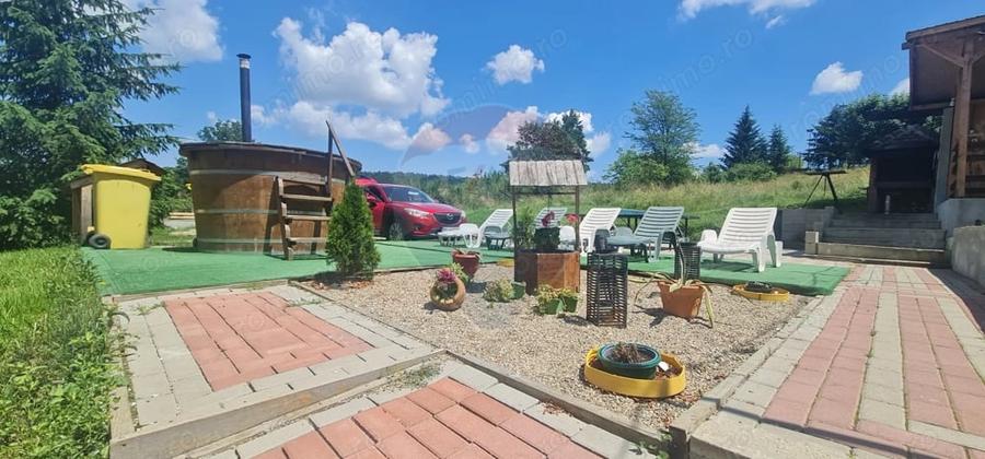 Casă cu 16 camere cu Teren 417 Mp în Bazna