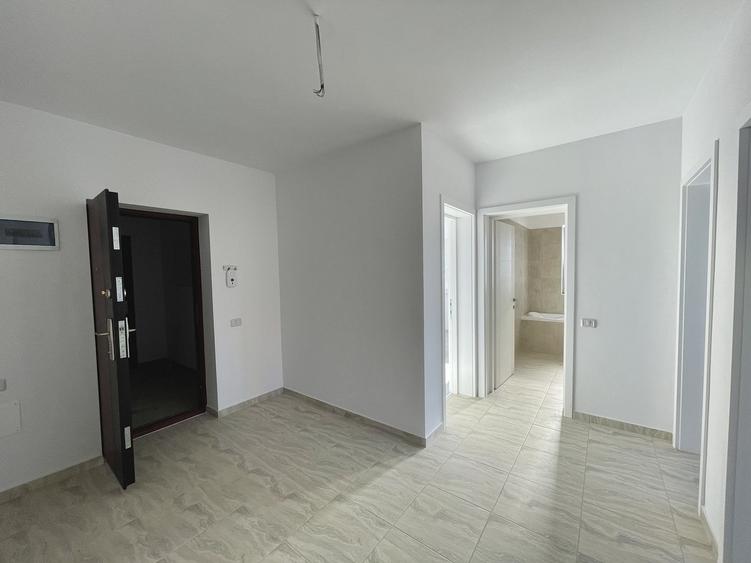 Apartament cu 2 camere decomandat în Sânpetru