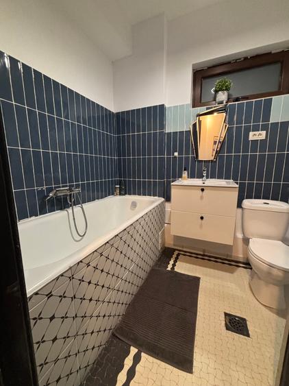 Apartament cu 4 camere în Gara de Nord
