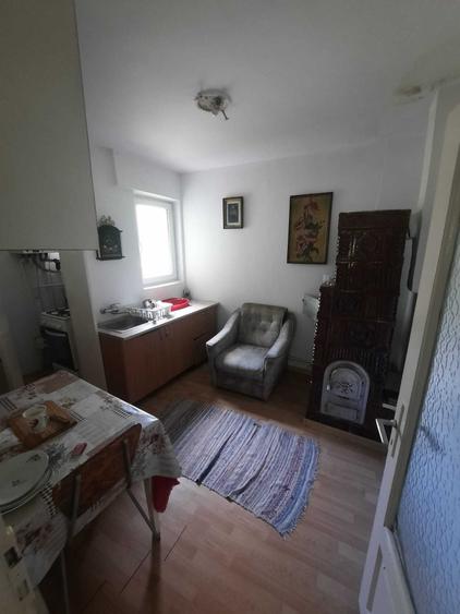 Casă cu 3 camere cu Teren 783 Mp în Central