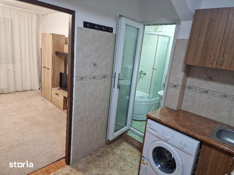 Garsoniera zona Buziasului Pret 225 euro - 5