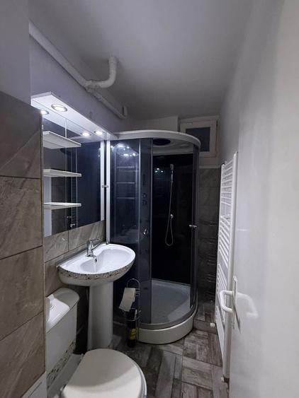 Apartament cu 4 camere în Central