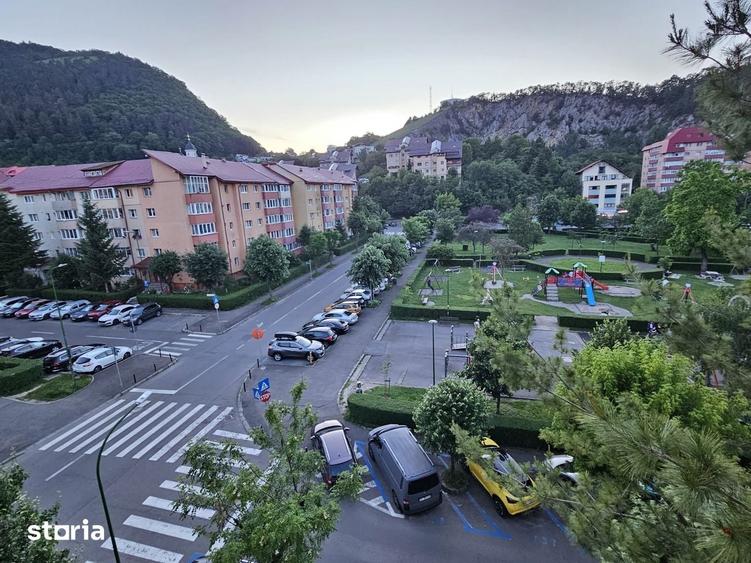Apartament cu 2 camere, mobilat în Valea Cetății