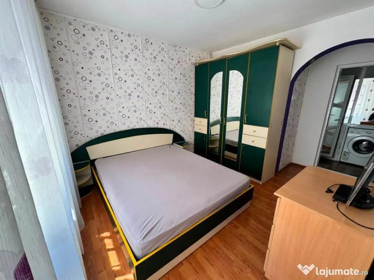 Apartament cu 2 camere decomandat în Vest
