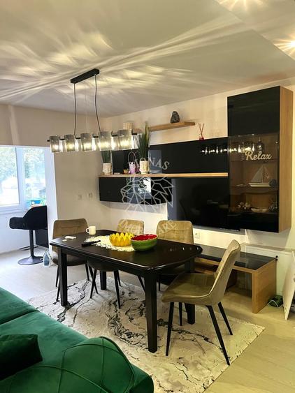 Apartament cu 3 camere decomandat, mobilat în Independenței