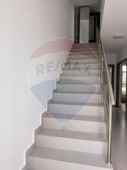 Duplex cu 3 camere cu Teren 200 Mp în Grigorescu