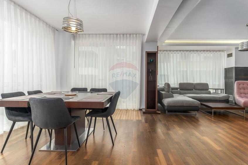 Apartament cu 4 camere semidecomandat, mobilat în Herăstrău
