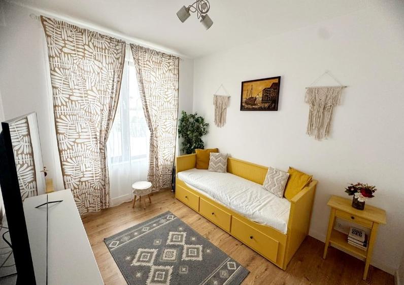 Casă individuală cu 4 camere cu Garaj în Tunari