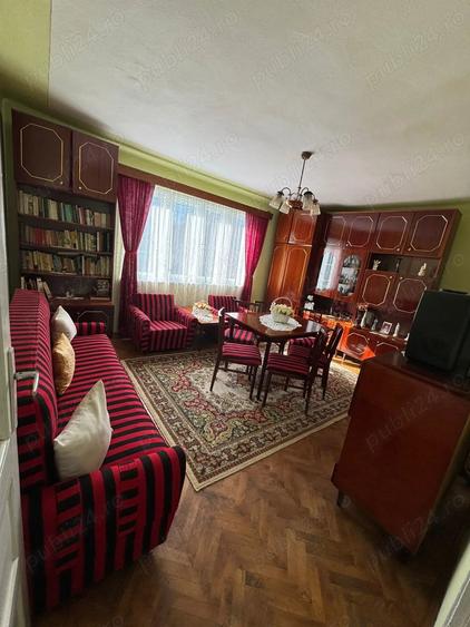 Casă cu 2 camere în Central