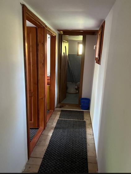 Casă cu 2 camere în Central