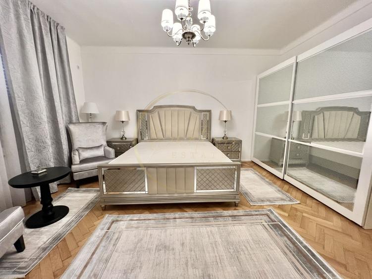 Apartament cu 3 camere, mobilat în Ultracentral