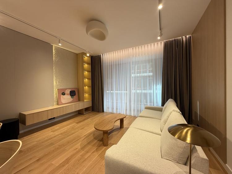 Apartament cu 2 camere decomandat, mobilat în Herăstrău