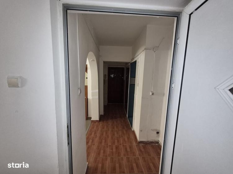 Garsonieră decomandată în Dacia