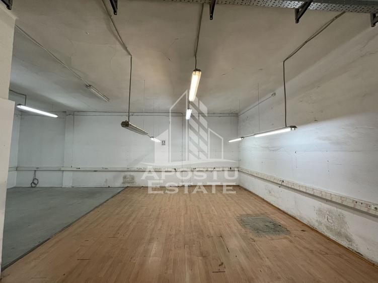 Spațiu industrial, de 670 mp, în Semicentral