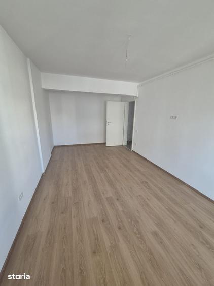 Garsoniera spatioasa, finisata, bloc nou, metrou Berceni - 1