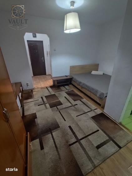 Garsonieră decomandată, mobilată în Rahova