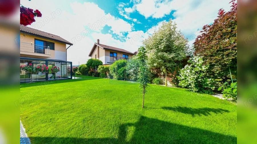 Casă cu Teren 452 Mp în Gheorgheni