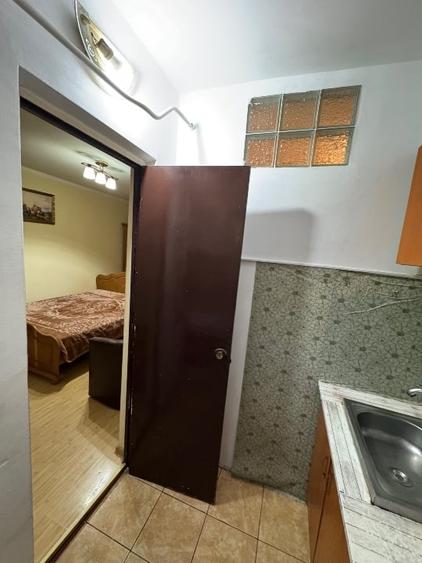 Garsonieră semidecomandată, mobilată în Burdujeni