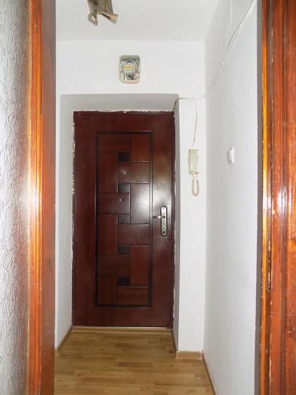 Garsonieră semidecomandată în Central