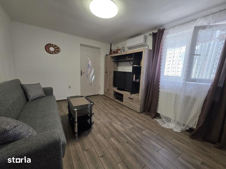 Casă cu 3 camere cu Teren 250 Mp în Central