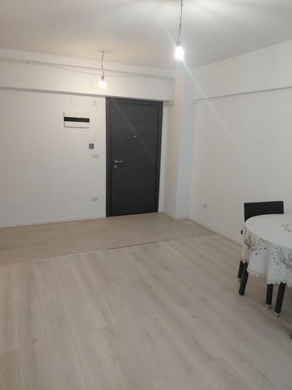 Apartament cu 2 camere decomandat în Dancu