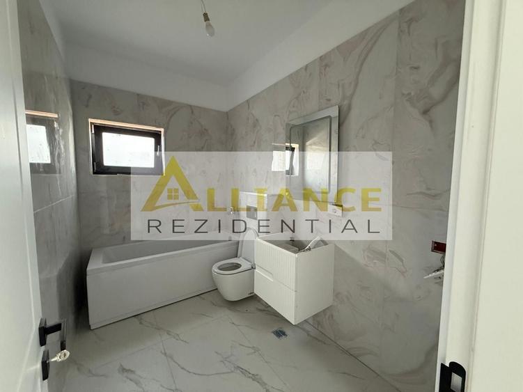Casă individuală cu 4 camere cu Canalizare în Berceni
