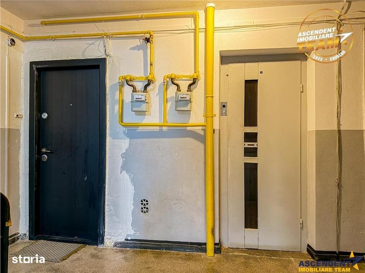 Apartament cu 2 camere, mobilat în Simeria