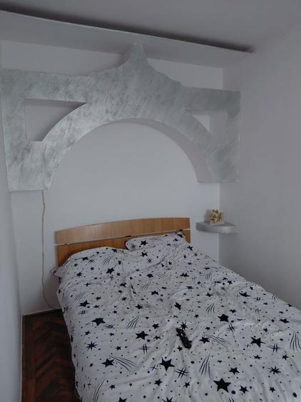 Apartament cu 2 camere semidecomandat în Preajba Mare