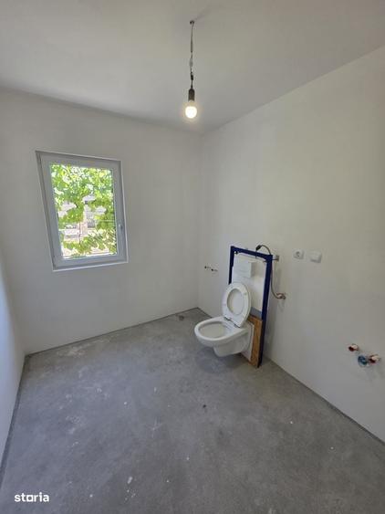 Casă cu 4 camere în Dudeștii Noi
