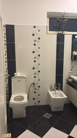 Casă individuală cu 4 camere cu Garaj în Pipera