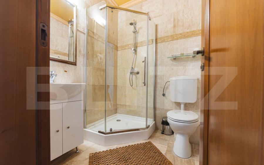 Spațiu comercial, de 480 mp, în Micro 15