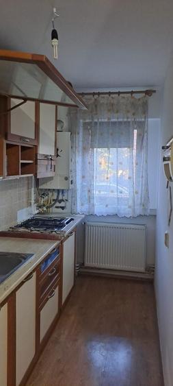 Garsonieră decomandată în Cuza