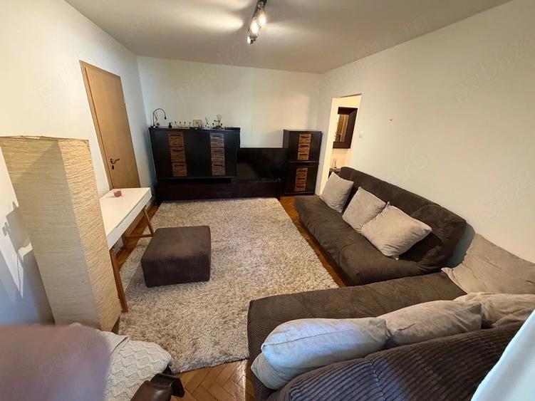 Apartament cu 2 camere semidecomandat în Tipografilor
