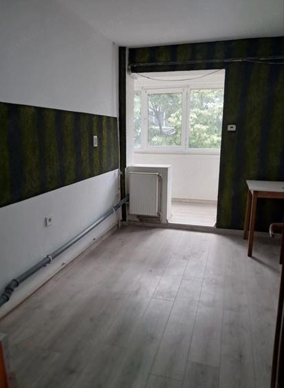 Apartament cu 2 camere decomandat în Albina