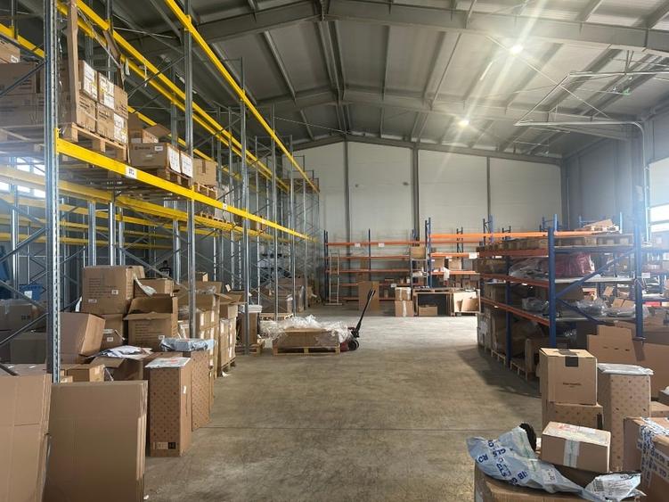 Spațiu industrial, de 581 mp, în Stupini