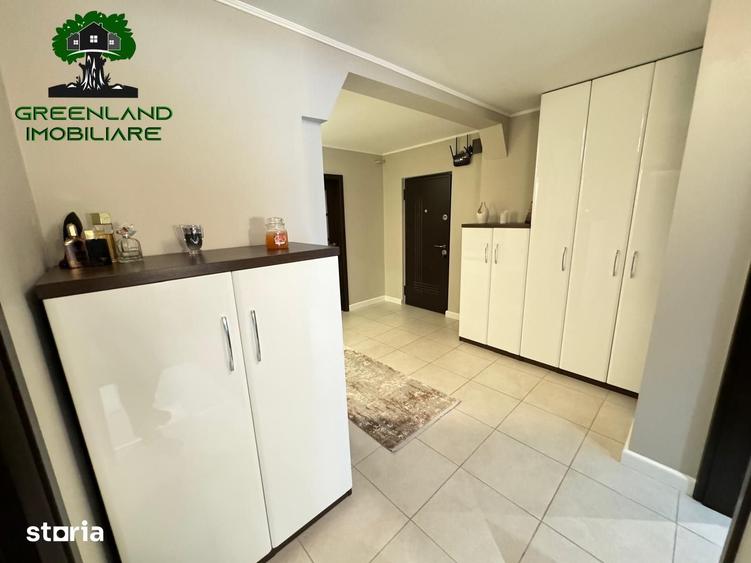 Apartament cu 3 camere decomandat în Ciurea
