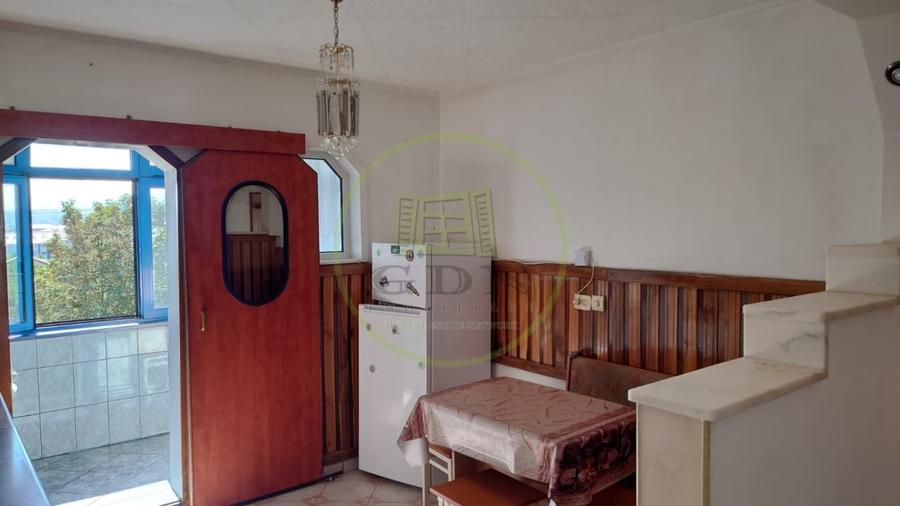 Apartament cu 2 camere decomandat, mobilat în Vasile Aaron