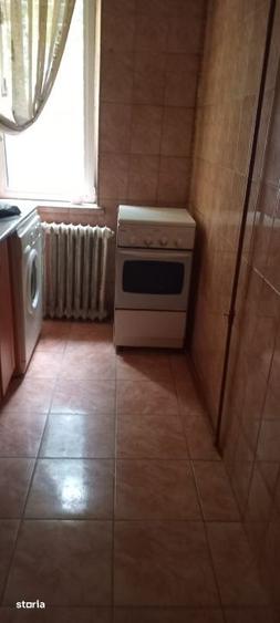 Apartament cu 2 camere decomandat în George Enescu