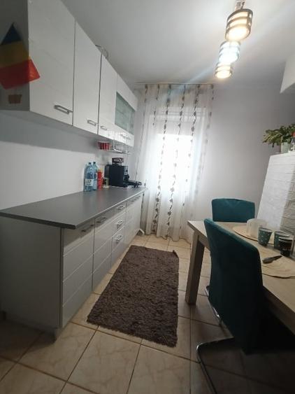 Apartament cu 2 camere decomandat în Bucovina