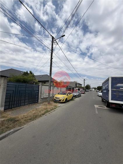 Casă cu Teren 1250 Mp în Cumpăna
