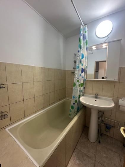 Garsonieră semidecomandată în Central