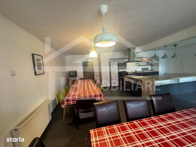 Casă cu 4 camere în Corunca