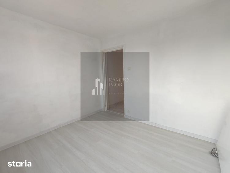 Apartament cu 2 camere decomandat în Metalurgiei