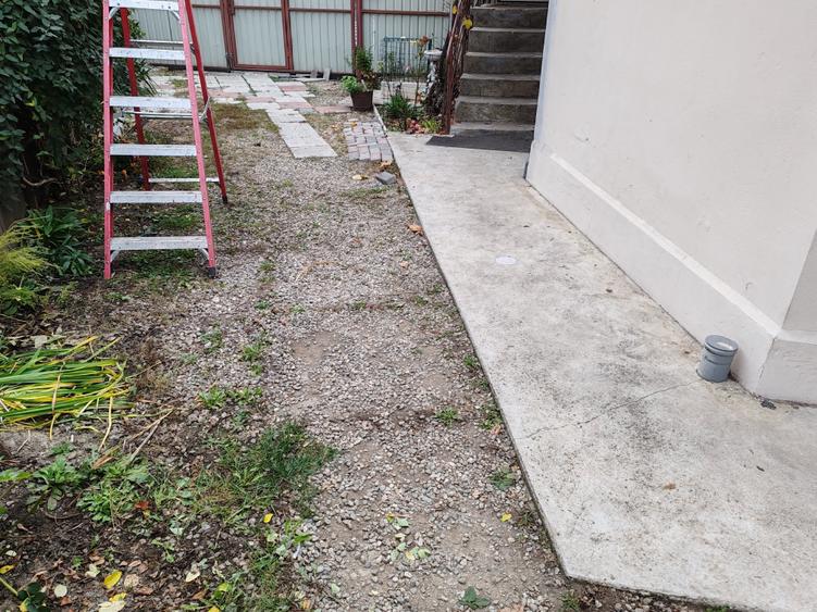 Casă cu 2 camere cu Canalizare în Bartolomeu