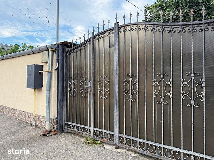 Casă cu 4 camere decomandat cu Teren 170 Mp în Cantemir