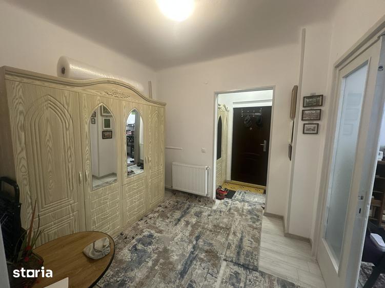 Apartament cu 3 camere în Moșilor