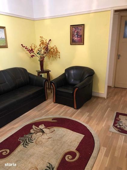 Apartament cu 4 camere decomandat în Rosetti