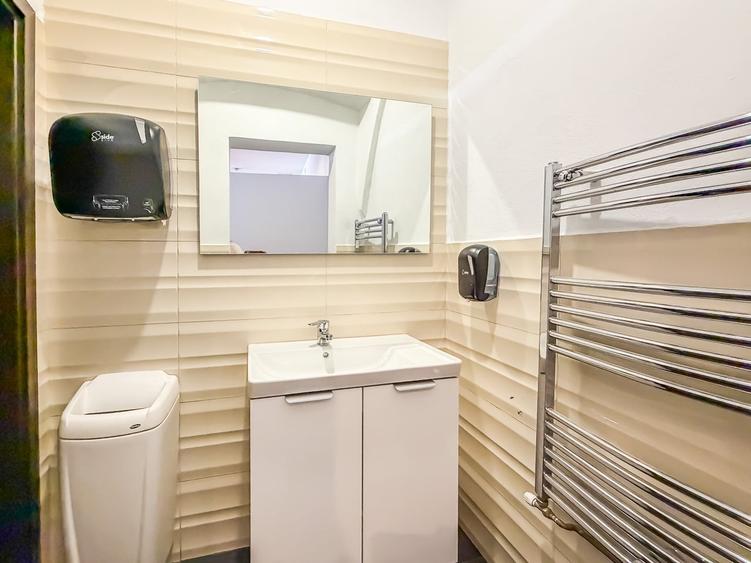 Spațiu comercial, de 238 mp, în Orașul de Jos